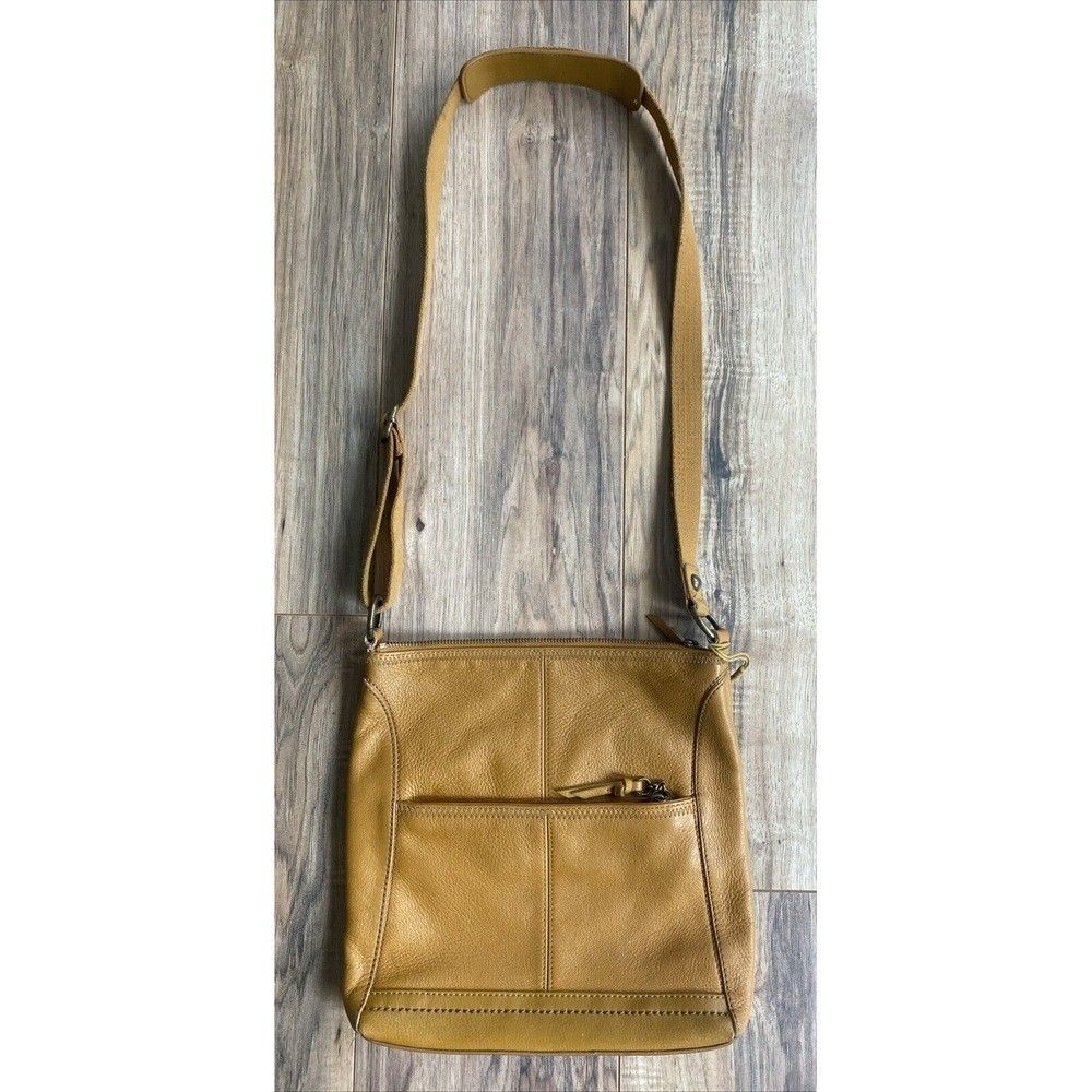 The Sak Butter Brown Tan Leather Purse Crossbody Bag Adjustable Strap